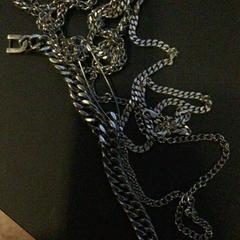 Necklace Zilverkleurig, as reported by TivoliVredenburg using iLost