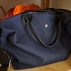 blauwe tas longchamps, iLost에 보고됨