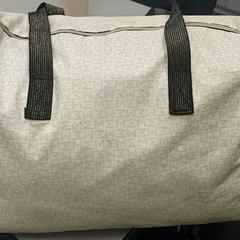 Bag - Stoffen tas, som rapportert av Regio Limburg - Leuven ved bruk av iLost