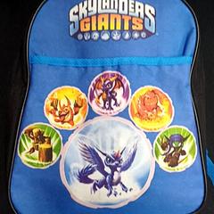 Taška Skylanders, ako bolo nahlásené Qbuzz GD Groningen HS pomocou iLost