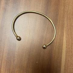 Bransoletka Goudkleurig, zgłoszono przez Pathé Buitenhof przy użyciu iLost