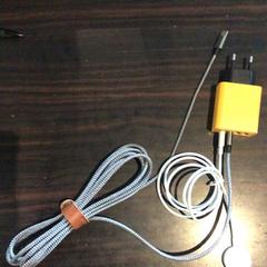 전자제품 Oplader USB C, iLost를 사용하여 Van der Valk Rotterdam Blijdorp에 보고됨