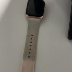 Apple watch aple, jak nahlášeno Silver Sands Beach pomocí iLost