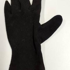 Vêtements - Handschoenen zwart, a été signalé par Regio Oost-Vlaanderen utilisant iLost