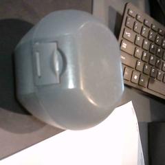 Plastbehållare voor een appel, rapporterat av SnowWorld Landgraaf med iLost