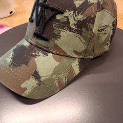 Cap Camouflage, segundo informou IKEA Nice Saint Isidore usando iLost