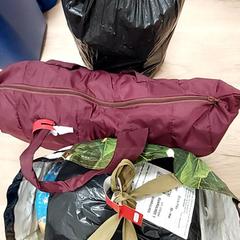 Poltsa, gisa salatu by ibis Schiphol Amsterdam Airport iLost erabiliz