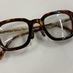 Lunettes, a été signalé par IKEA横浜 utilisant iLost