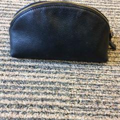 Makeup tas, zoals gemeld door Canisius-Wilhelmina Ziekenhuis met iLost