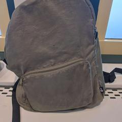 Batoh, jak nahlášeno Arriva Limburg Zuid pomocí iLost