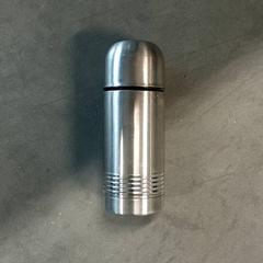 Drinkbeker, como reportado por Regio Limburg - Leuven utilizando o iLost