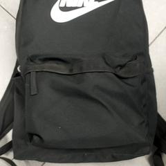 Ruksak Zwart, ako bolo nahlásené Regio Oost-Vlaanderen pomocou iLost