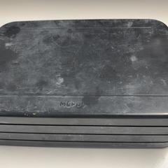 صندوق الغداء zwart, plastic، كما تم الإبلاغ عنه بواسطة TU/e - Receptie Matrix عبر iLost