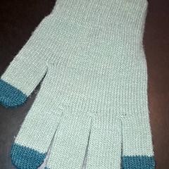 قفاز Kinder، كما تم الإبلاغ عنه بواسطة TivoliVredenburg عبر iLost