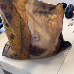 Poltsa, gisa salatu by GVB iLost erabiliz