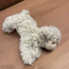Juguete Witte knuffel, ha sido reportado por Van der Valk Hotel Deventer con iLost