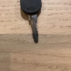 Chaves AXA, como reportado por Poppodium 013 utilizando o iLost