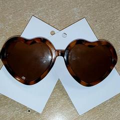 Bicchieri, come riportato da Centraal magazijn utilizzando iLost