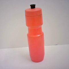 Botella de agua oranje, ha sido reportado por Bobbejaanland con iLost
