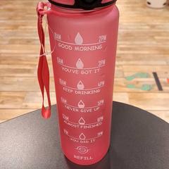 Botella de auga, segundo informou IKEA Ringsaker usando iLost