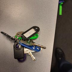 Sleutels, iLost를 사용하여 Arriva Infoshop Enschede에 보고됨