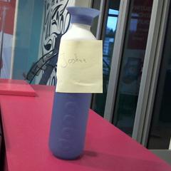 Dopper fles van Joshua, as reported by Walibi Holland using iLost