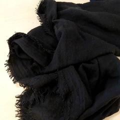 Choker Noir, como reportado por IKEA Tours utilizando o iLost