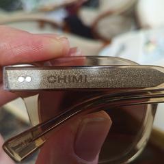 Brille Chimi 02 Ecru, segundo informou a iLost