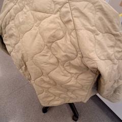 Detská bunda au nom de Naila, ako bolo nahlásené IKEA Marseille La Valentine pomocou iLost