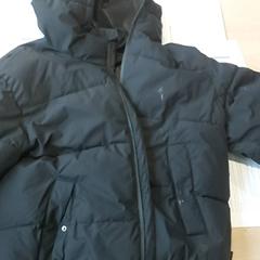 Roupa Jas, segundo informou Regio Limburg - Leuven usando iLost