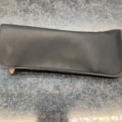 İLost kullanarak Rotterdam The Hague Airport tarafından bildirildiği gibi Güneş gözlüğü