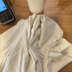 Camicia shirt avec bouteille, come riportato da MEININGER Hotel Marseille Centre la Joliette utilizzando iLost