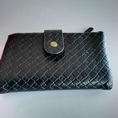 Porte-monnaie, come riportato da Twisto utilizzando iLost