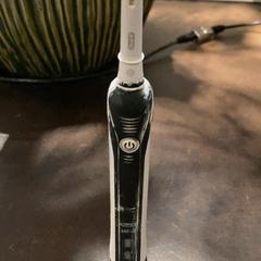 Børste, som rapportert av Van der Valk Hotel Heerlen ved bruk av iLost