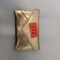 Wallet Carter, as reported by Rock Werchter using iLost