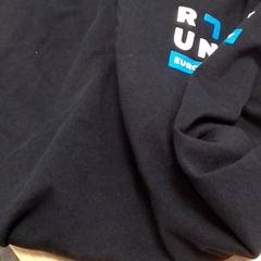Tshirt Blauw, ha sido reportado por Qbuzz Fryslân con iLost