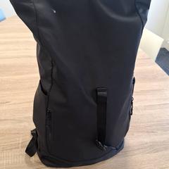 Mochila zwart, como reportado por RRReis IJssel-Vecht Lelystad utilizando o iLost