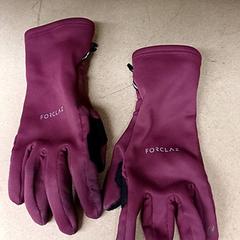 Luvas Roze rood, segundo informou Qbuzz GD Groningen Peizerweg usando iLost