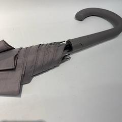 傘 がiLostで IKEA横浜 によって報告されました