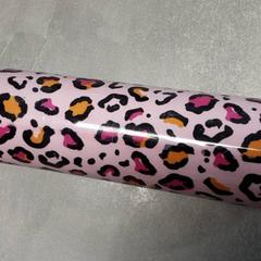 Vattenflaska Roze met tijger printjes, rapporterat av Arriva Friesland / Groningen med iLost