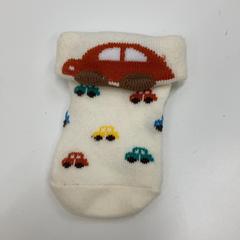 ベビー靴下片方, zoals gemeld door IKEA新三郷 met iLost