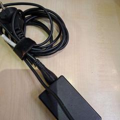 شاحن كمبيوتر محمول Oplader HP، كما تم الإبلاغ عنه بواسطة Bolognalaan 101 عبر iLost