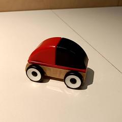 سيارة لعبة، كما تم الإبلاغ عنه بواسطة IKEA Groningen عبر iLost