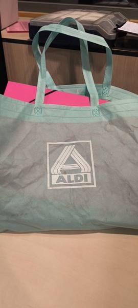 Tas