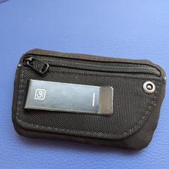 Een zwart etui, as reported to iLost
