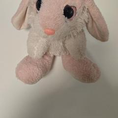 İLost kullanarak IKEA Mons tarafından bildirildiği gibi Doudou rose