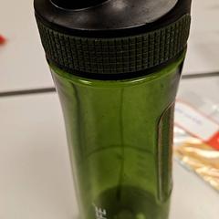 Wasserflasche, gemeldet von Vrije Universiteit Amsterdam über iLost