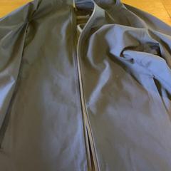 Haize-jaka Blue, gisa salatu by MEININGER Hotel Berlin East Side Gallary iLost erabiliz