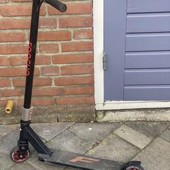 Zwart met rode step がiLostに報告されました