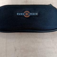 Brillenkoker met bril, zoals gemeld door Arriva Vechtdallijnen met iLost